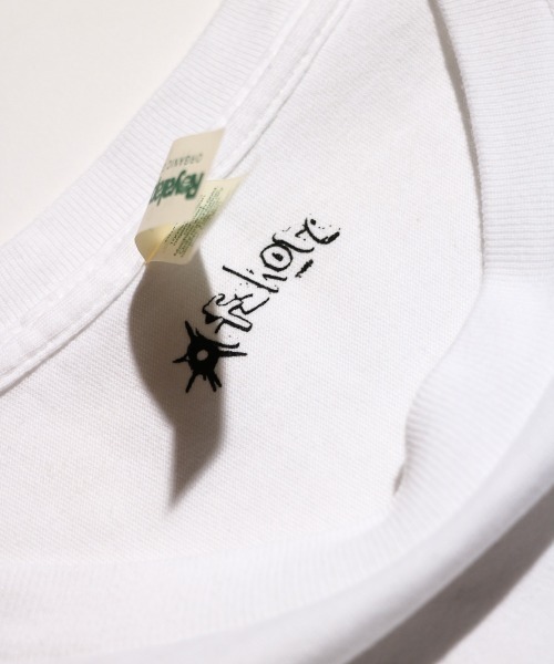 C.E.L.STORE(セルストア)の「OFFSHORE / オフショア ANGEL SS TEE ハンドシルクスクリーン 手刷り グラフィックTシャツ(Tシャツ/カットソー・メンズ・ホワイト・LARGE/MEDIUM/X-LARGE)」の3枚目の写真
