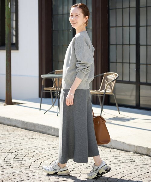 SLOBE IENA（スローブイエナ）の「ダブルフェイスクルー