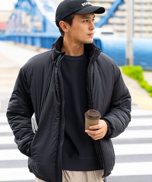 ECOALF(エコアルフ)の「ACT SAGE パフジャケット 【日本限定】(ブルゾン・メンズ・ブラック・S/M/L)」の2枚目の写真