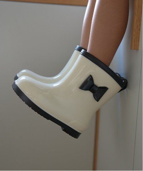 Moon Boot リボン レインブーツ ベージュ 大好評につき再入荷】リボン付きバイカラーレインブーツ(S 茶