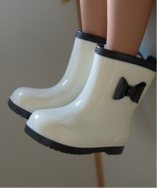 リボン付きバイカラーレインブーツ（レインシューズ）｜Lycee mine