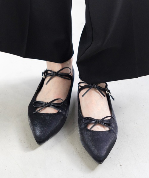 attagirl(アタガール)の「ダブルリボンフラットシューズ(パンプス・レディース・ブラック/アイボリー/シルバー/ベージュ系その他/ブラウン系その他/ブラック系その他/レオパード/ブラック系その他2/ホワイト系その他/ブルー系その他・25.5cm/25.0cm/24.5cm/24.0cm/23.5cm/23.0cm/22.5cm/22.0cm)」の5枚目の写真