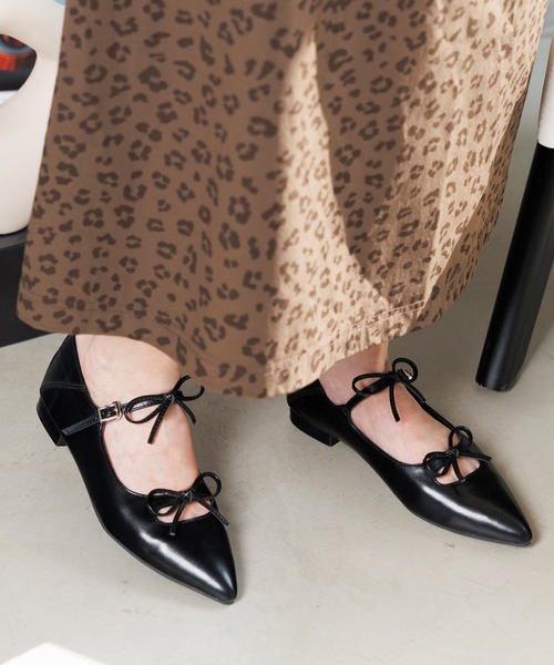 attagirl(アタガール)の「ダブルリボンフラットシューズ(パンプス・レディース・ブラック/アイボリー/シルバー/ベージュ系その他/ブラウン系その他/ブラック系その他/レオパード/ブラック系その他2/ホワイト系その他/ブルー系その他・25.5cm/25.0cm/24.5cm/24.0cm/23.5cm/23.0cm/22.5cm/22.0cm)」の11枚目の写真
