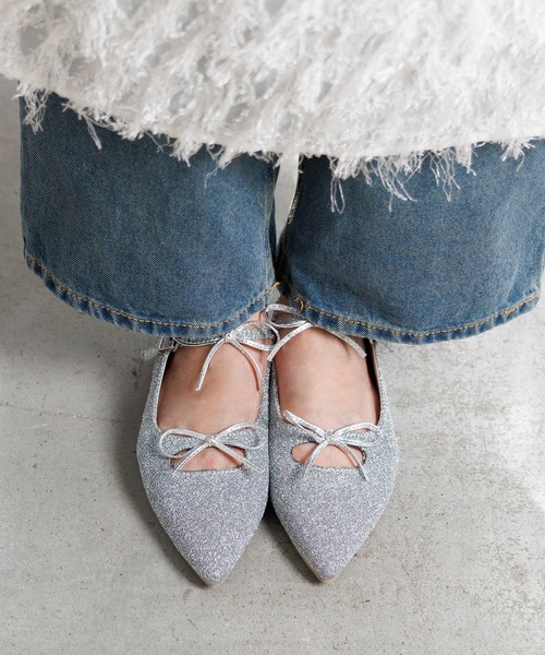 attagirl(アタガール)の「ダブルリボンフラットシューズ(パンプス・レディース・ブラック/アイボリー/シルバー/ベージュ系その他/ブラウン系その他/ブラック系その他/レオパード/ブラック系その他2/ホワイト系その他/ブルー系その他・25.5cm/25.0cm/24.5cm/24.0cm/23.5cm/23.0cm/22.5cm/22.0cm)」の15枚目の写真