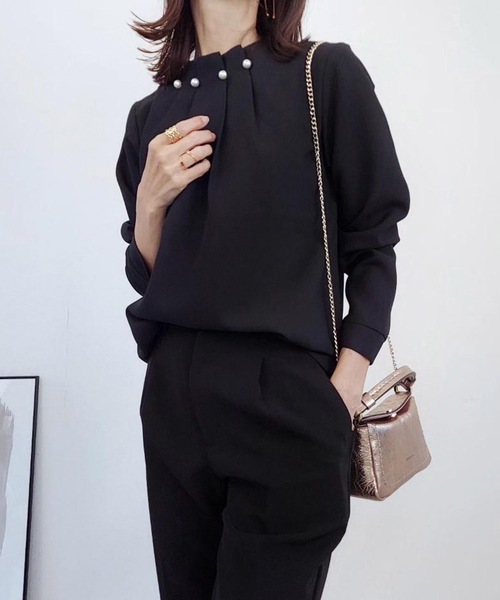 aquagarage（アクアガレージ）の「パールネックブラウス（シャツ/ブラウス・レディース・ベージュ/グレイッシュベージュ/ピンク/ホワイト/ネイビー/ブラック・L/M/S/LL/3L）」の20枚目の写真