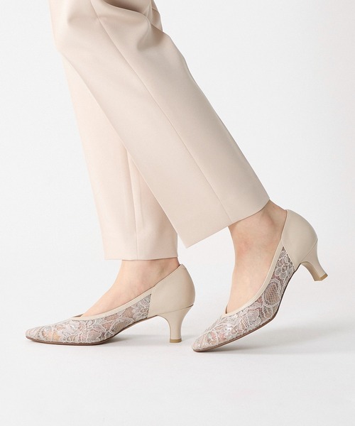 Riz raffinee(リズラフィーネ)の「Vカットレースパンプス(パンプス・レディース・ネイビー/ブラック/ベージュ/ラベンダー・24cm/23.5cm/23cm/22.5cm/22cm/24.5cm)」の3枚目の写真