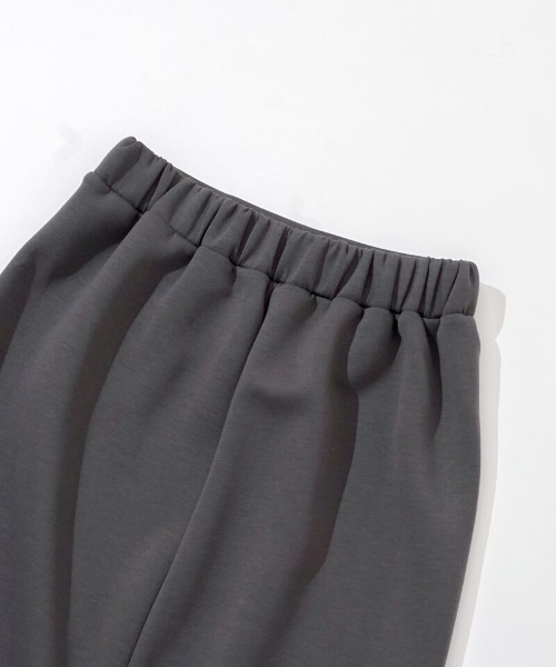 flower(フラワー)の「ライトリーニットスカート(スカート・レディース・アイボリー/チャコールグレー・FREE)」の7枚目の写真