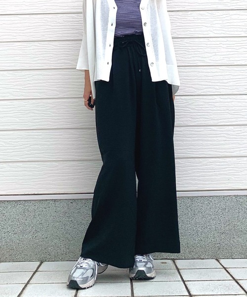 Q(キュー)の「麻調リラックスパンツ(その他パンツ・レディース・マスタード/オリーブ/ブラック・MEDIUM)」の1枚目の写真