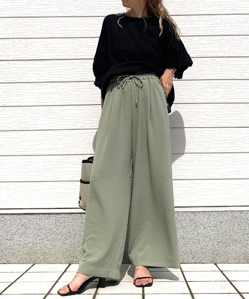 Q(キュー)の「麻調リラックスパンツ(その他パンツ・レディース・マスタード/オリーブ/ブラック・MEDIUM)」の21枚目の写真