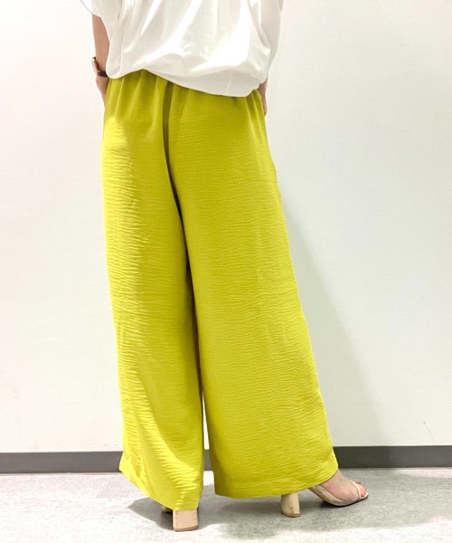 Q(キュー)の「麻調リラックスパンツ(その他パンツ・レディース・マスタード/オリーブ/ブラック・MEDIUM)」の8枚目の写真
