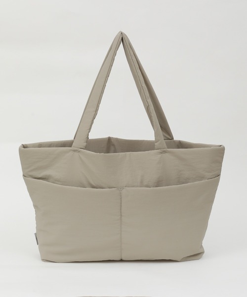 Julier Yoga and Relax（ジュリエヨガアンドリラックス）の「Julier パフィー撥水トートバッグ（トートバッグ・レディース・ブラック/ベージュ/ホワイト・FREE）」の9枚目の写真