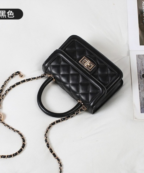 paravion(パラビオン)の「キルティングチェーンバッグ(ショルダーバッグ・レディース・ブラック/ピンク/ホワイト・FREE)」の9枚目の写真