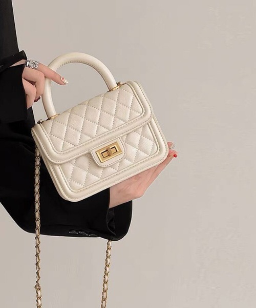 paravion(パラビオン)の「キルティングチェーンバッグ(ショルダーバッグ・レディース・ブラック/ピンク/ホワイト・FREE)」の11枚目の写真