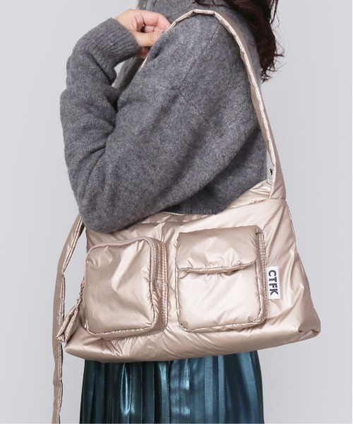 CONTROL FREAK / CTFK(コントロールフリーク)の「CONTROL FREAK / CTFK(コントロールフリーク)POCKETショルダー(ショルダーバッグ・レディース・ブラック/イエロー/シルバー/シャンパン・FREE)」の1枚目の写真