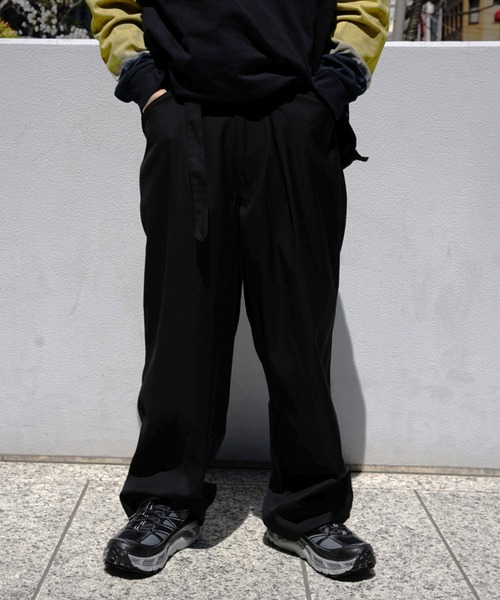 BEAVER(ビーバー)の「B omnivore/ビーオムニボー TR BELT LOOSE PANTS(その他パンツ・メンズ・チャコールグレー/ブラック・L/S/M)」の2枚目の写真