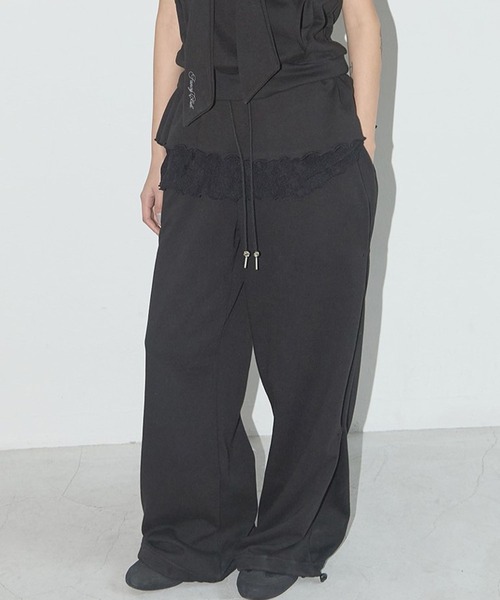 FANCY CLUB（ファンシークラブ）の「FANCY CLUB／フリルレースボタンパンツ（スウェットパンツ・レディース・ブラック/ライトグレー・FREE）」の13枚目の写真