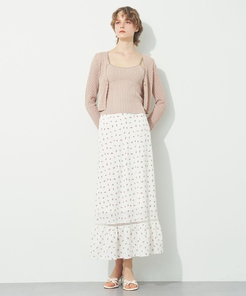 DEICY（デイシー）の「キャミセットアイレットカーディガン（ニット/セーター・レディース・オフホワイト/レッド/ピンクベージュ・FREE）」の13枚目の写真