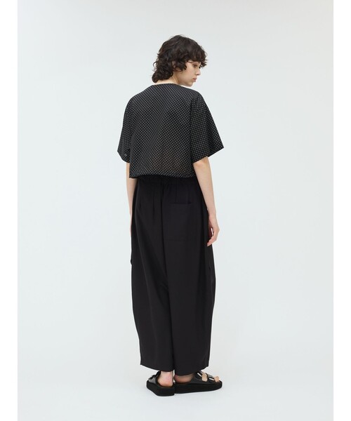 mizuiroind(ミズイロインド)の「mizuiro ind ドットドローストリングシャツ(シャツ/ブラウス・レディース・オフホワイト/ネイビー/ブラック・FREE)」の13枚目の写真
