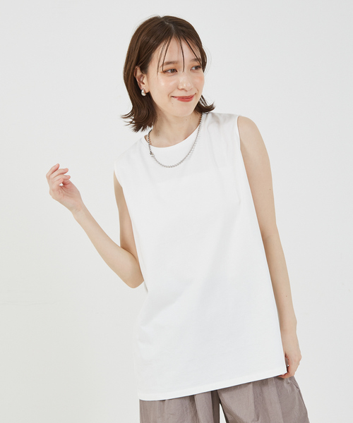 abahouse mavie（アバハウスマヴィ）の「バックスリットノースリ（Tシャツ/カットソー・レディース・ベージュ/ホワイト/ブラック/ネイビー・フリー）」の11枚目の写真