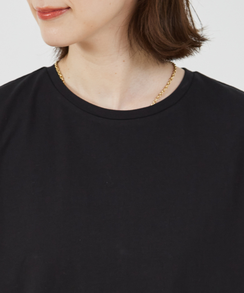 abahouse mavie（アバハウスマヴィ）の「バックスリットノースリ（Tシャツ/カットソー・レディース・ベージュ/ホワイト/ブラック/ネイビー・フリー）」の17枚目の写真