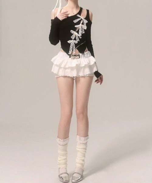 Achic(アシック)の「レースリボンアシメオープンショルダートップス(Tシャツ/カットソー・レディース・ブラック・M)」の6枚目の写真