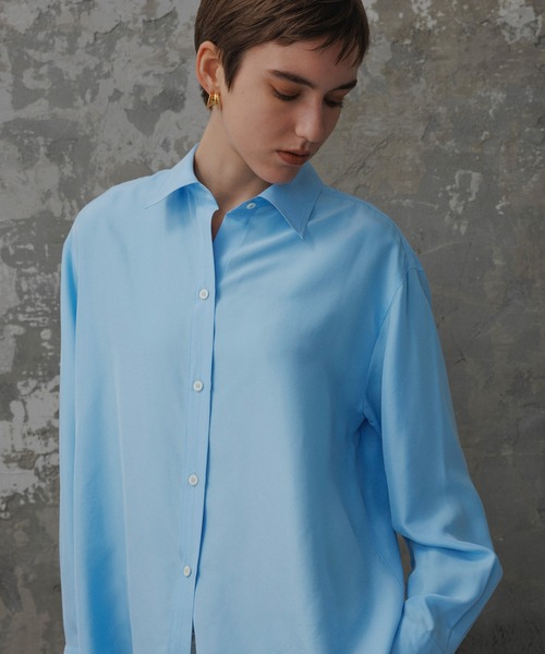 ADAM ET ROPE'（アダムエロペ）の「【EMOELLE】サンドシルクシャツ（シャツ/ブラウス・レディース・サックスブルー/ベージュ系その他・FREE）」の8枚目の写真