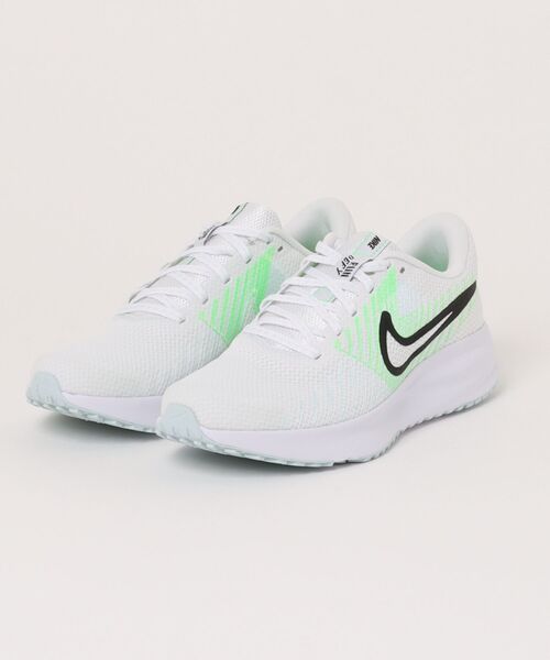NIKE(ナイキ)の「《NIKE》RUN DEFY(スニーカー・メンズ・ライトブルー/ブラック×ホワイト/ブラック系その他/ブラック×ブラック/ホワイト×ブラック/ホワイト/ブラック系その他2/ホワイト×グリーン/ホワイト×シルバー/ホワイト系その他/ホワイト系その他2・25.5cm/26.5cm/27.5cm/26.0cm/27.0cm/28.0cm/25.0cm/28.5cm/29.0cm)」の3枚目の写真