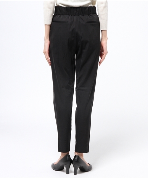 SHIPS for women（シップスフォーウィメン）の「タック9分丈パンツ 313140233（その他パンツ・レディース・ブラック/ベージュ/ネイビー・36/38）」の6枚目の写真