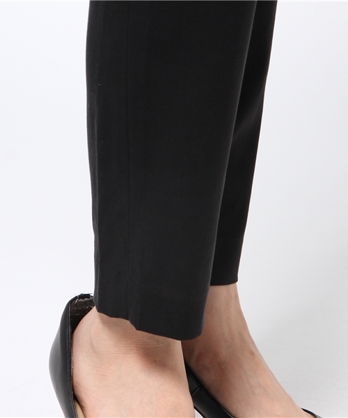 SHIPS for women（シップスフォーウィメン）の「タック9分丈パンツ 313140233（その他パンツ・レディース・ブラック/ベージュ/ネイビー・36/38）」の10枚目の写真