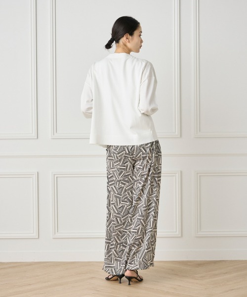 INED（イネド）の「1/28 Good Mood Vネックカーディガン（カーディガン/ボレロ・レディース・ネイビー/オフホワイト/カーキ/オレンジ・9号）」の7枚目の写真