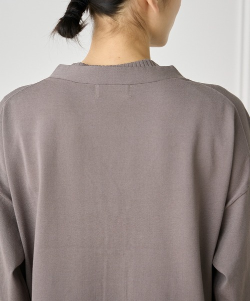 INED（イネド）の「1/28 Good Mood Vネックカーディガン（カーディガン/ボレロ・レディース・ネイビー/オフホワイト/カーキ/オレンジ・9号）」の20枚目の写真