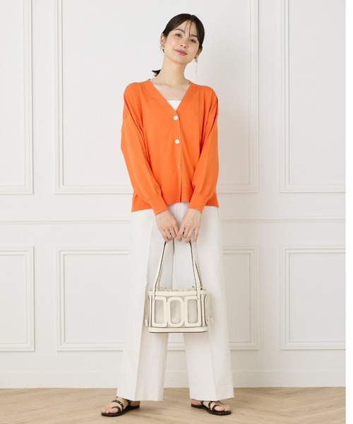 INED（イネド）の「1/28 Good Mood Vネックカーディガン（カーディガン/ボレロ・レディース・ネイビー/オフホワイト/カーキ/オレンジ・9号）」の22枚目の写真