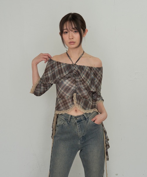 RAY CASSIN（レイカズン）の「【チェック/レース】5分袖チュールプリントオフショルブラウス（シャツ/ブラウス・レディース・ベージュ系その他2/ブラック系その他2/ブルー系その他2/ブラック/ベージュ・FREE）」の16枚目の写真