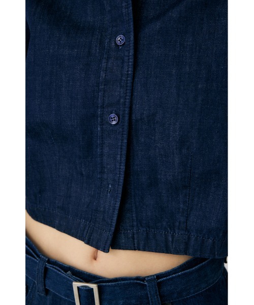 MOUSSY(マウジー)の「【セットアップ対応】DENIM CROP シャツ(シャツ/ブラウス・レディース・ブルー/ワンウォッシュ・FREE)」の5枚目の写真