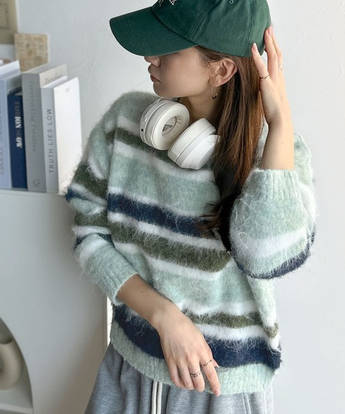 mily bilet(ミウィビレット)の「【mily bilet】カラフルミックスで視線釘付け。マルチボーダーシャギーニットプルオーバー(長袖)(ニット/セーター・レディース・アイボリー/ブルー/パープル・SMALL/MEDIUM/LARGE/X-LARGE)」の12枚目の写真