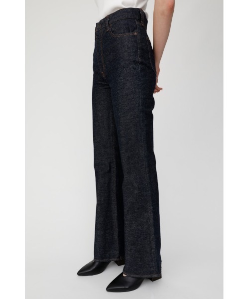 MOUSSY(マウジー)の「MVS FLARE(デニムパンツ・レディース・ブルー/ワンウォッシュ・24inch/25inch/26inch/27inch/28inch/22inch/23inch)」の4枚目の写真