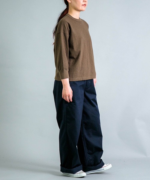 OMNIGOD（オムニゴッド）の「[OMNIGOD womens / オムニゴッド] 30/2ウエポン ルーズイージーチノトラウザー（チノパンツ・レディース・ベージュ/ネイビー・1/0）」の11枚目の写真