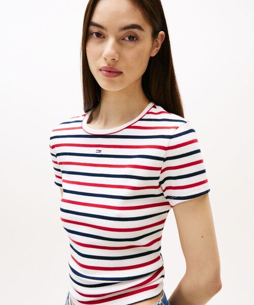 tommy jeans(トミー ジーンズ)の「スリムエッセンシャルリブショートスリーブTシャツ(Tシャツ/カットソー・レディース・マルチ/ブラック/レッド・MEDIUM/SMALL/LARGE/X-SMALL)」の14枚目の写真