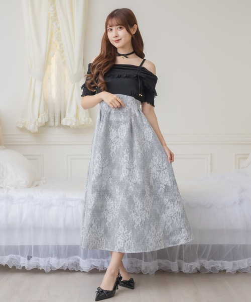 couture BY ROJITA(クチュールバイロジータ)の「オフショルドッキングワンピース(ワンピース・レディース・パープル/ホワイト/ブラック・FREE)」の2枚目の写真