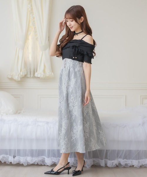 couture BY ROJITA(クチュールバイロジータ)の「オフショルドッキングワンピース(ワンピース・レディース・パープル/ホワイト/ブラック・FREE)」の11枚目の写真