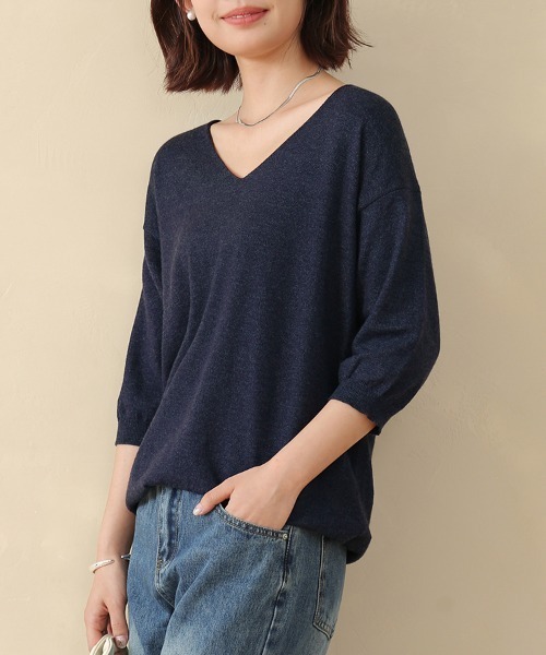 BERARDI ネイビー　Vネック ニットトップス 長袖 BERARDI ネイビー Vネック ニットトップス 長袖
