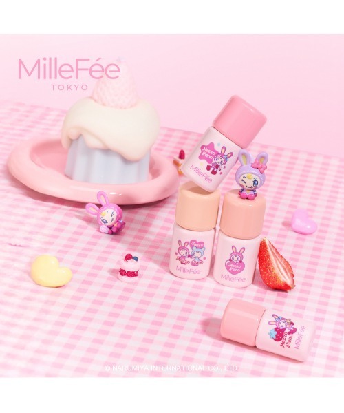 MilleFee（ミルフィー）の「シェイクドロップチーク（チーク・レディース・04 ブルーベリーミルク/01 ピーチスフレ/02 モカムース/03 フィグラテ/N03 フィグラテ/N02 モカムース/N04 ブルーベリーミルク/N01 ピーチスフレ・FREE）」の21枚目の写真