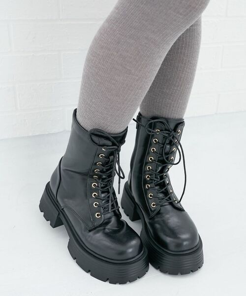 MAJESTIC LEGON（マジェスティックレゴン）の「タンクソールレースアップブーツ（ブーツ・レディース・ブラウン/ブラウン系その他2/ブラック・SMALL/MEDIUM/LARGE/X-LARGE）」の2枚目の写真