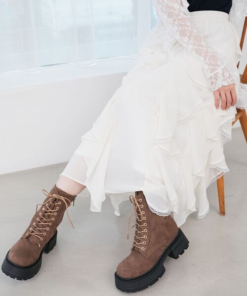 MAJESTIC LEGON（マジェスティックレゴン）の「タンクソールレースアップブーツ（ブーツ・レディース・ブラウン/ブラウン系その他2/ブラック・SMALL/MEDIUM/LARGE/X-LARGE）」の6枚目の写真