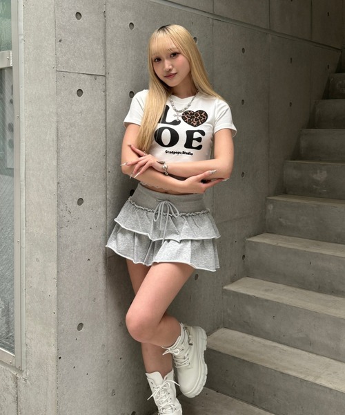 Lae(レイ)の「レオパードLOVEクロップドTシャツ(Tシャツ/カットソー・レディース・ブラック/ホワイト・MEDIUM/SMALL/LARGE)」の6枚目の写真