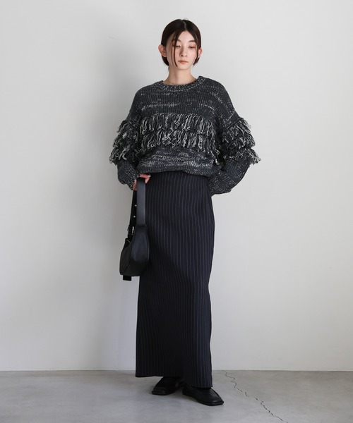 select MOCA（セレクトモカ）の「クルーネックミックスフリンジニットトップス（ニット/セーター・レディース・チャコールグレー/ブラウン/ライトグレー・FREE）」の4枚目の写真