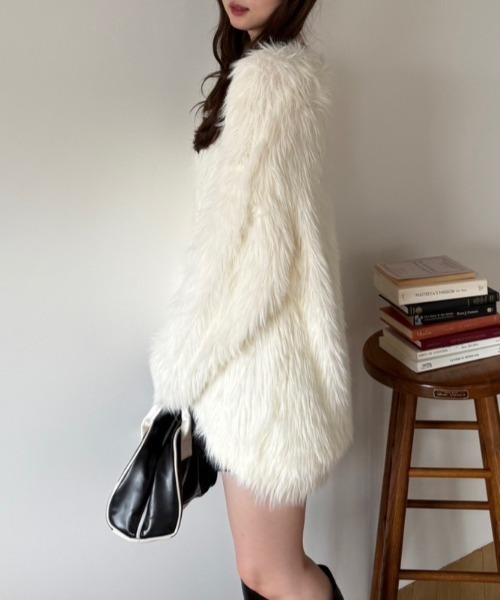 continuer de NICE CLAUP（コンティニューデナイスクラップ）の「フェザーBIGカーディガン（カーディガン/ボレロ・レディース・ベージュ/ピンク/オフホワイト/チャコールグレー・FREE）」の10枚目の写真