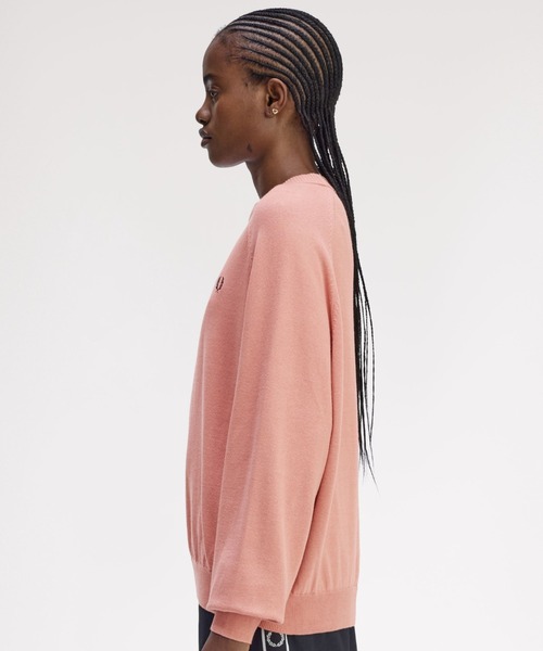 FRED PERRY(フレッドペリー)の「Crew Neck Jumper/クルーネックニット(ニット/セーター・レディース・ブラック/ピンク・10)」の7枚目の写真