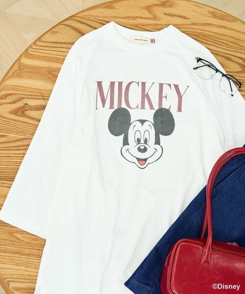 FREAK'S STORE（フリークスストア）の「【MICKEY MOUSE】 ラグランTシャツ/ミッキーマウス（Tシャツ/カットソー・レディース・オフホワイト/キャメル・ﾌﾘ-）」の3枚目の写真