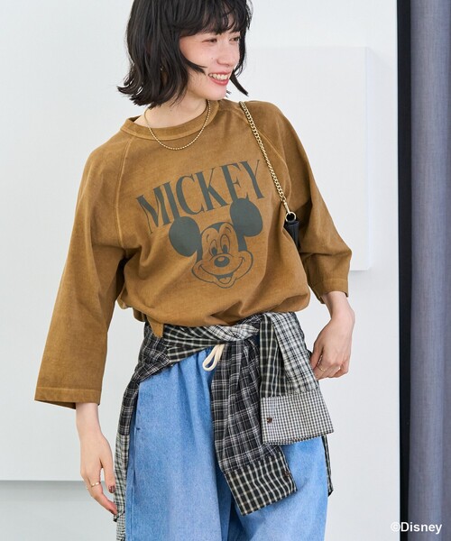FREAK'S STORE（フリークスストア）の「【MICKEY MOUSE】 ラグランTシャツ/ミッキーマウス（Tシャツ/カットソー・レディース・オフホワイト/キャメル・ﾌﾘ-）」の12枚目の写真